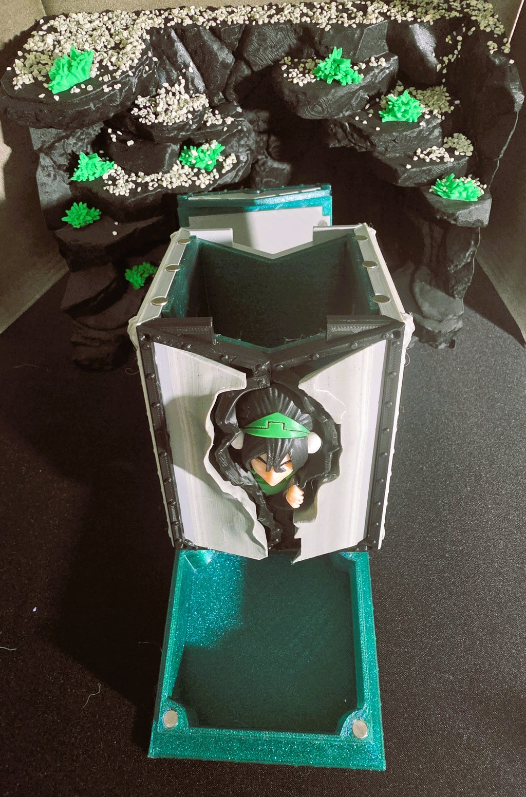 Toph The Metalbender Deck Box