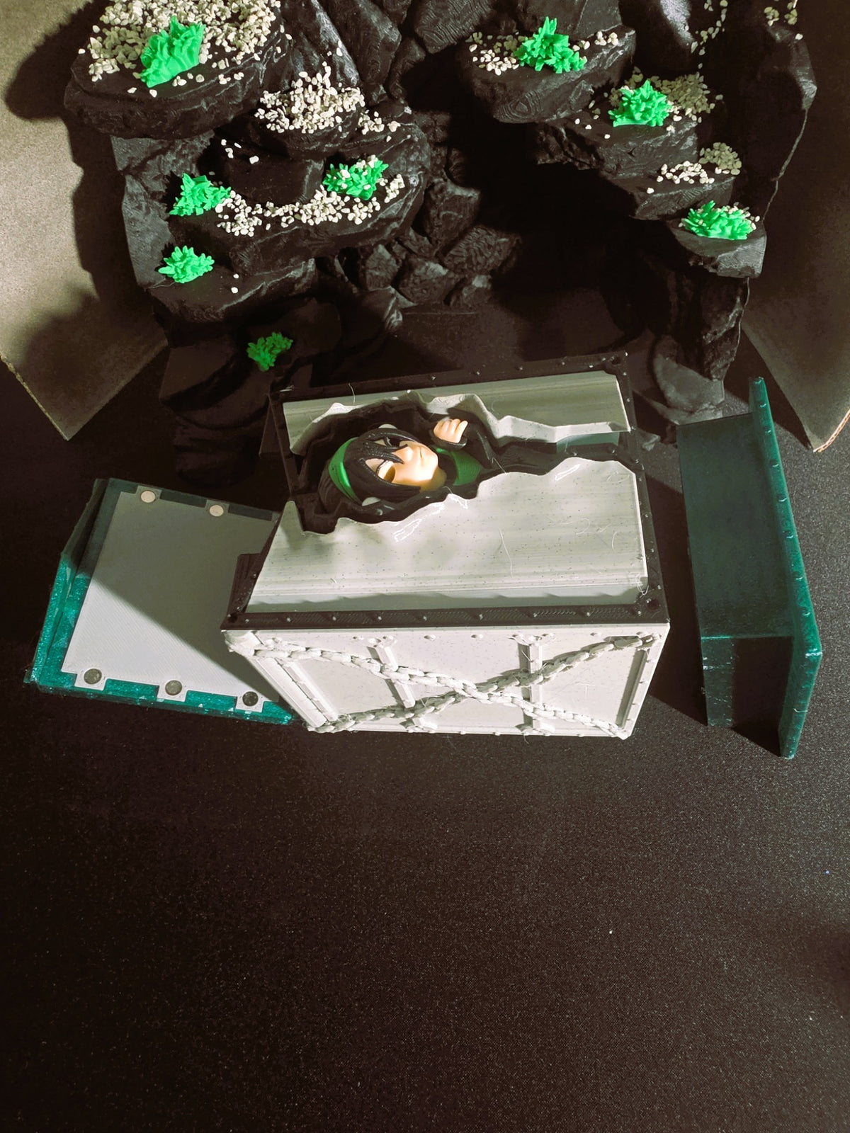 Toph The Metalbender Deck Box