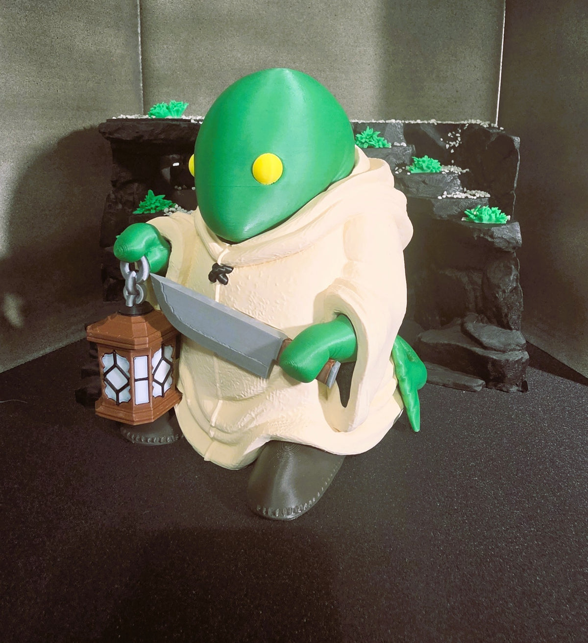Tonberry Deck Box