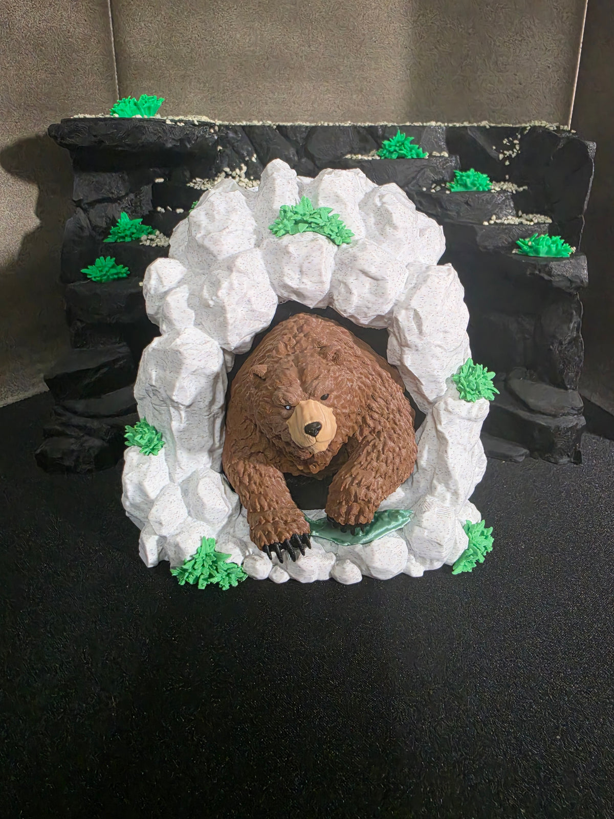Grizzley Bear Deck Box