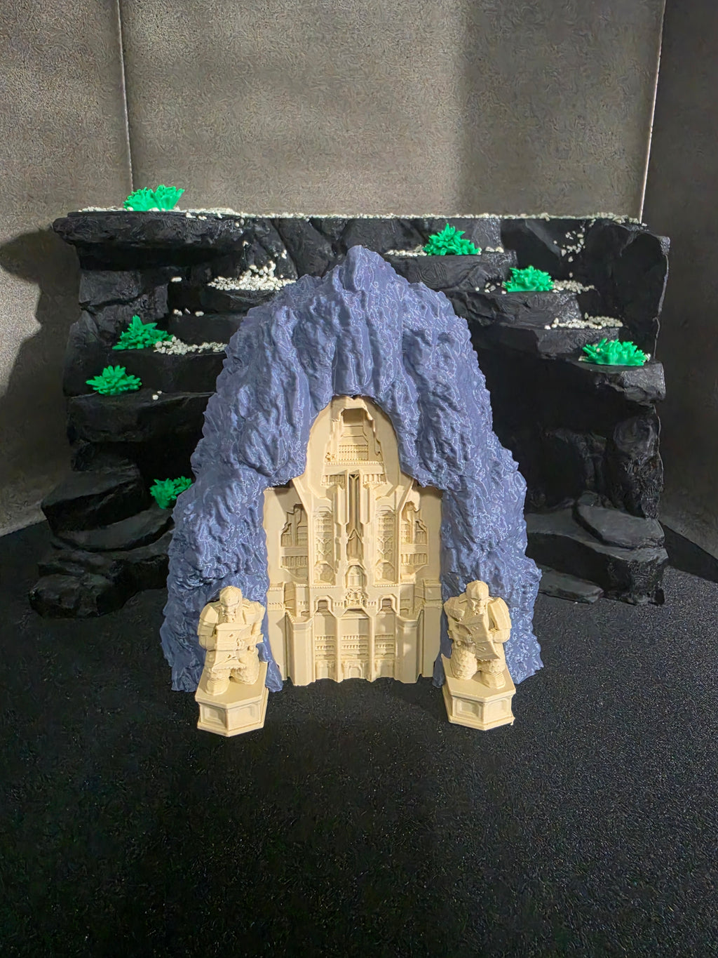 Erebor's Gates Deck Box