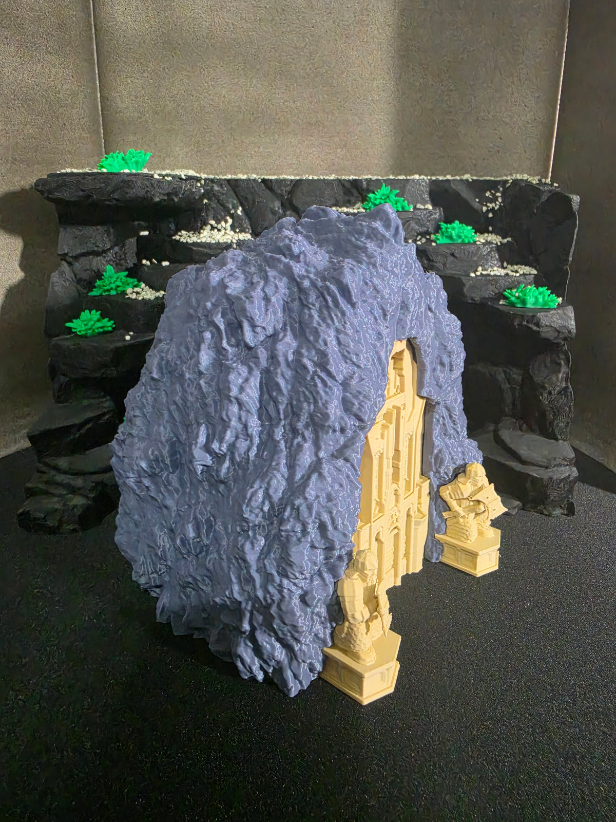 Erebor's Gates Deck Box