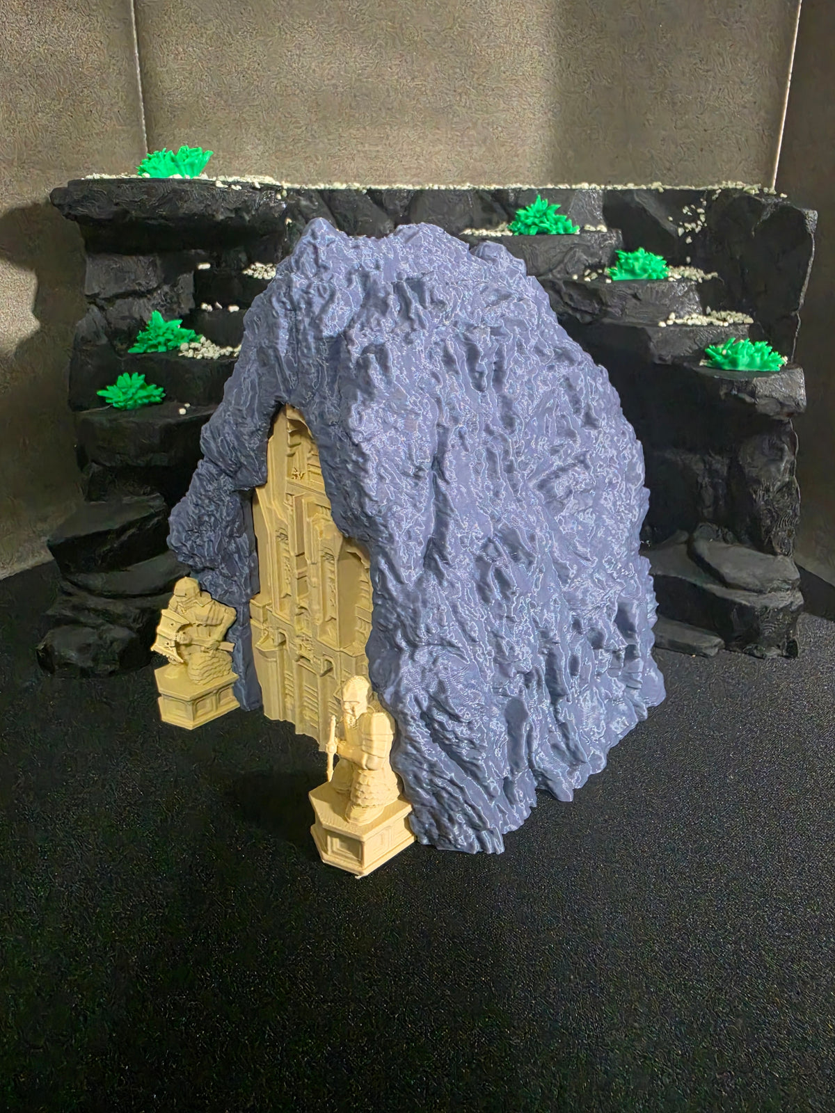 Erebor's Gates Deck Box