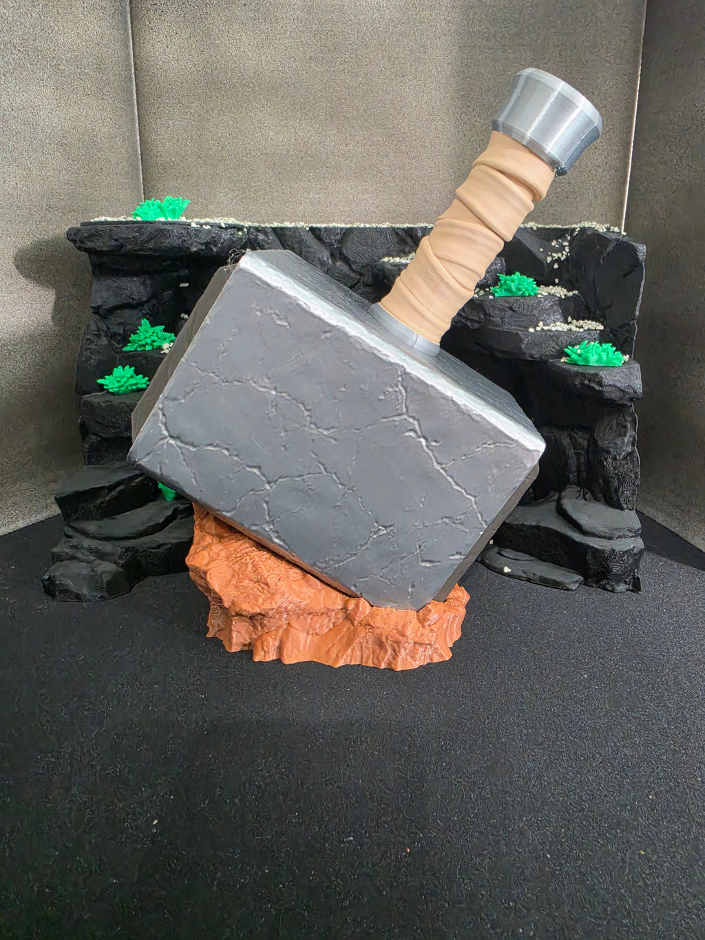 Mjolnir Deck Box